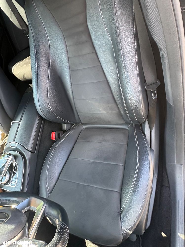 Mercedes-Benz E 200 4MATIC Aut. - 13