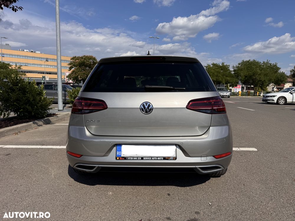 Volkswagen Golf - 17