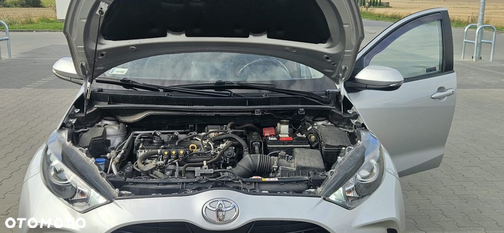 Toyota Yaris - 10