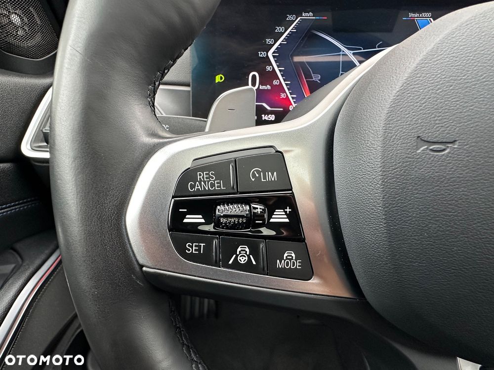 BMW Seria 3 320d xDrive M Sport - 27