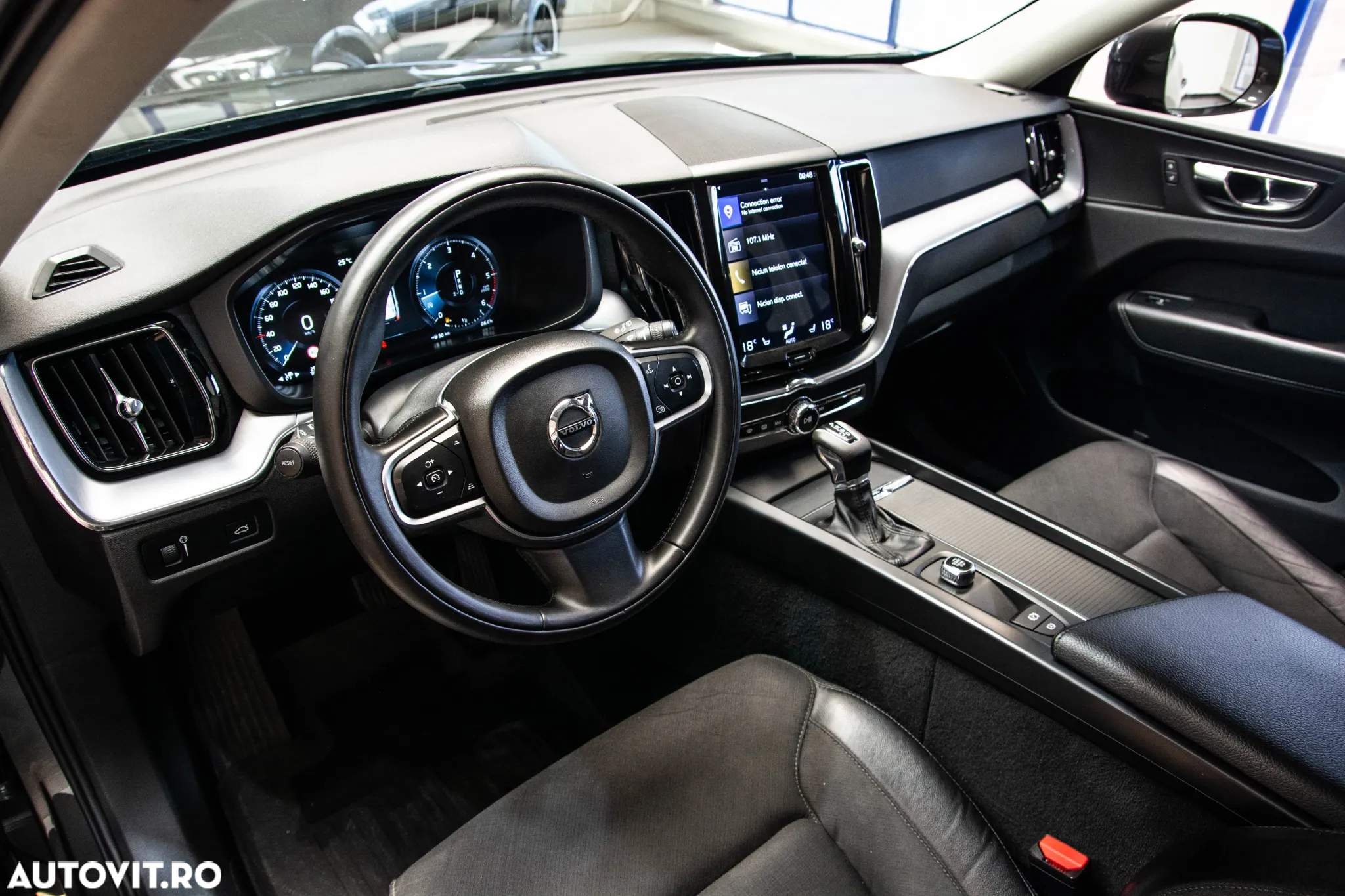 Volvo XC 60 D4 AWD Momentum - 5