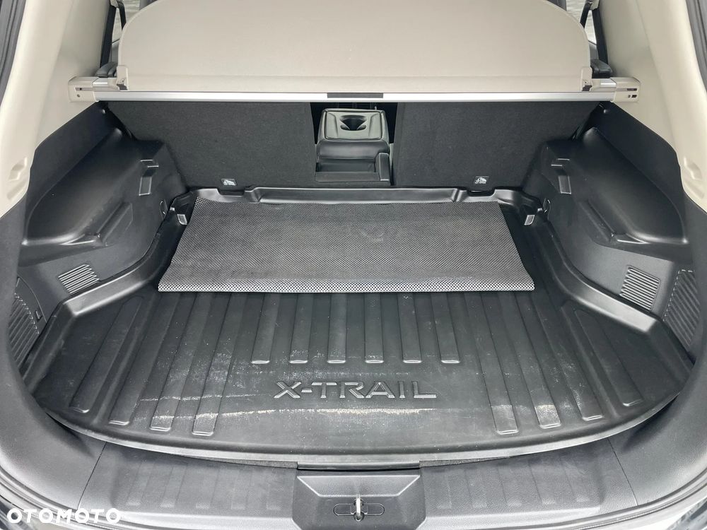 Nissan X-Trail 2.0 dCi Tekna 4WD - 17