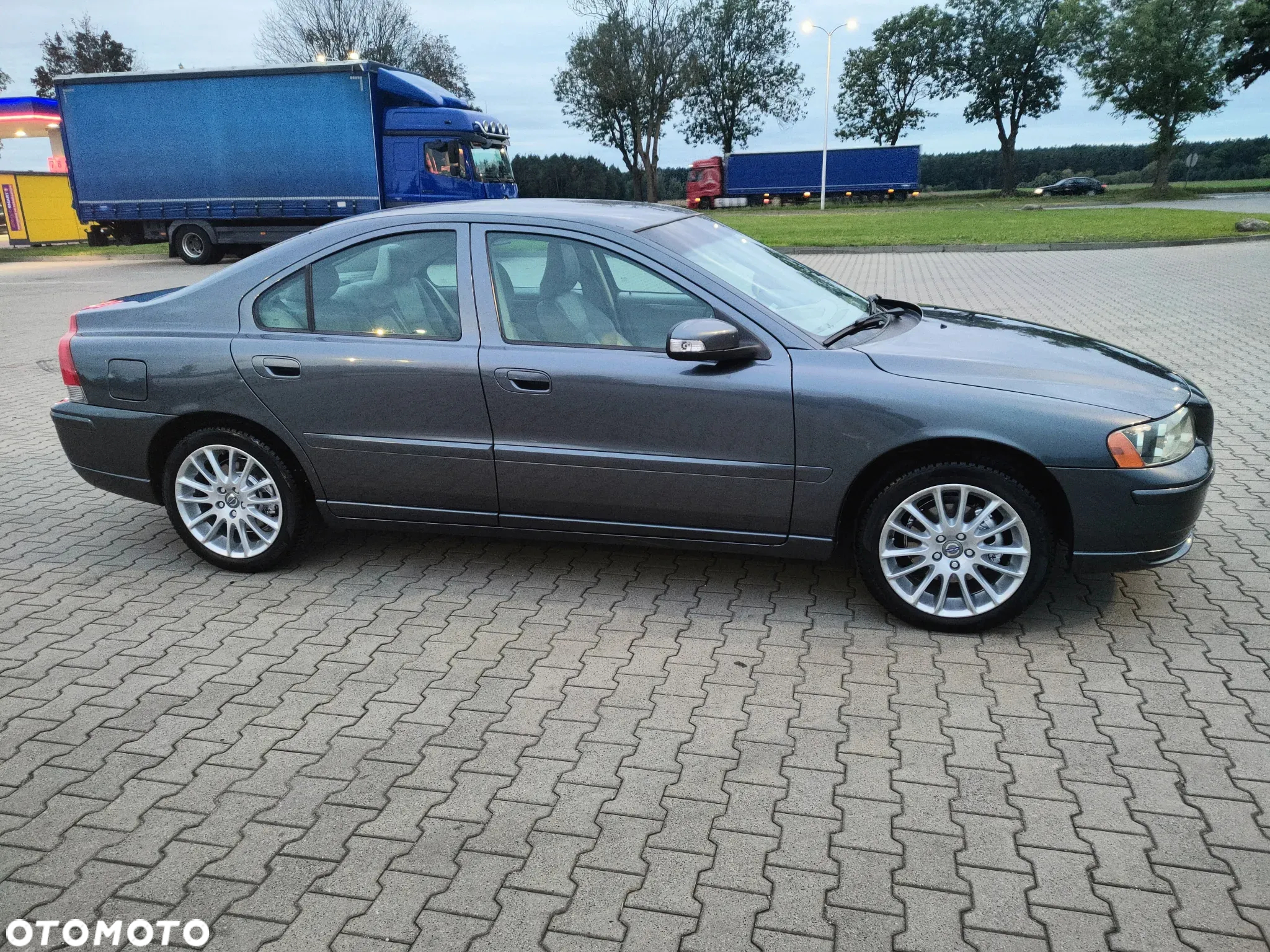 Volvo S60 2.4 Momentum - 12