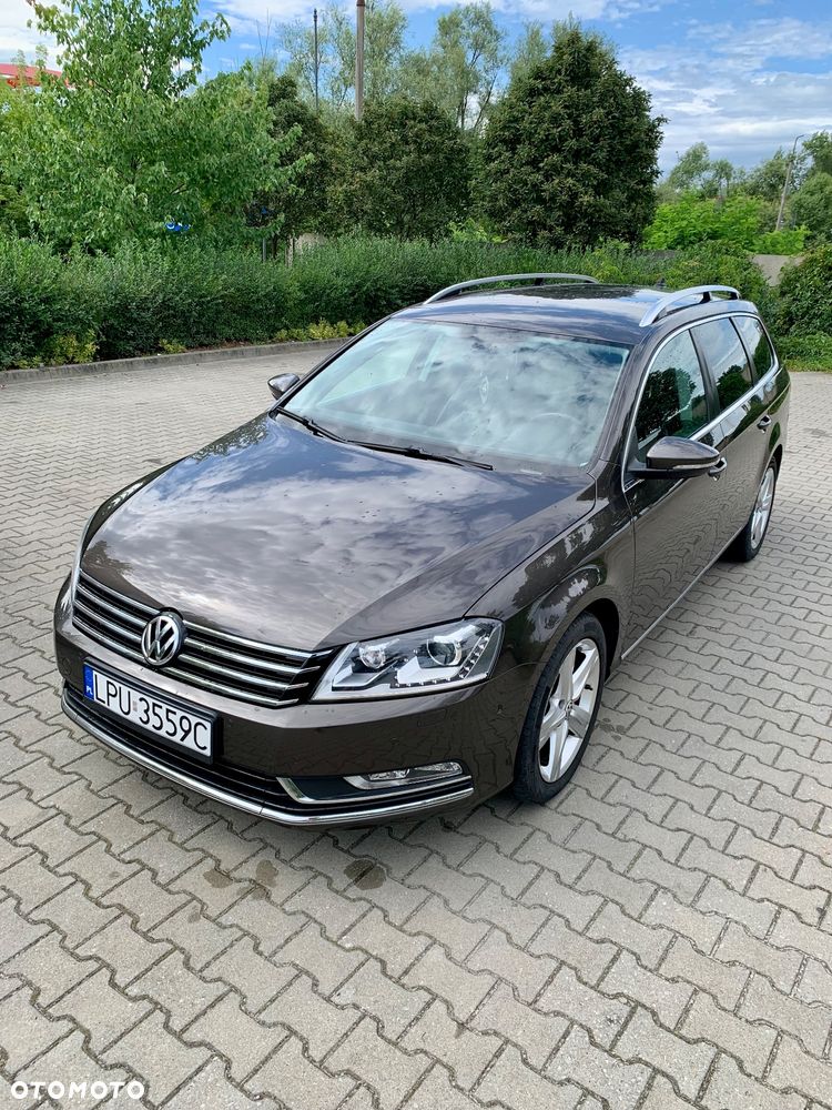 Volkswagen Passat 2.0 TDI Highline DSG - 2