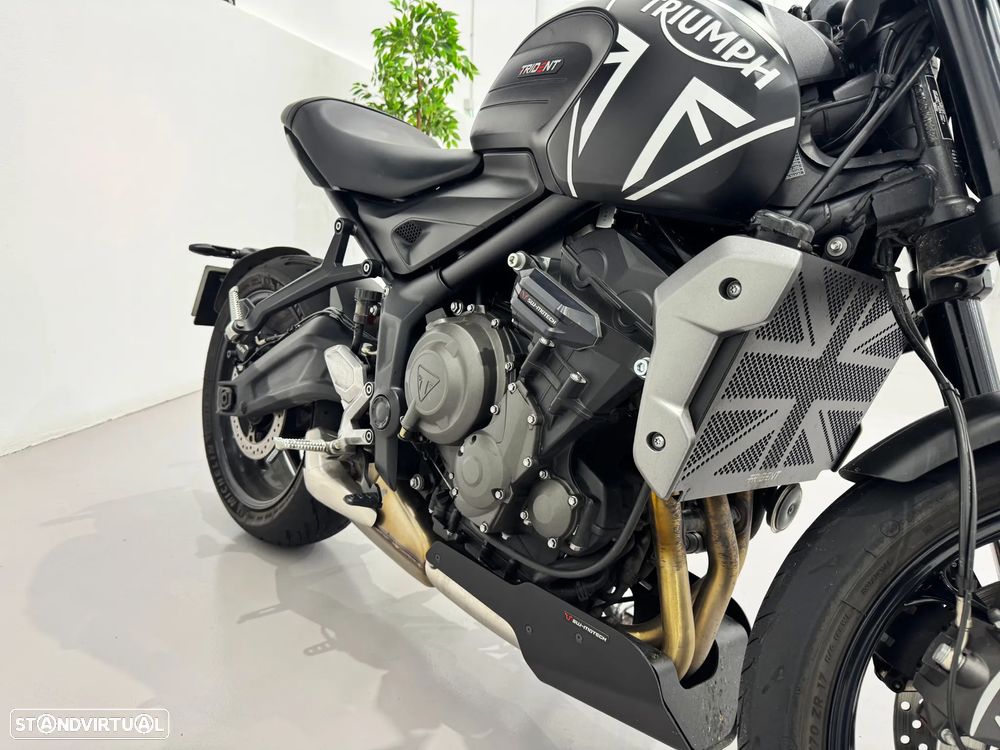 Triumph Trident - 4