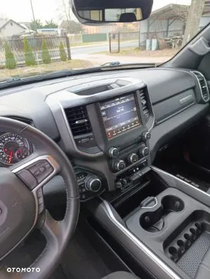 RAM 1500 Crew Cab Shortbed Bighorn - 8