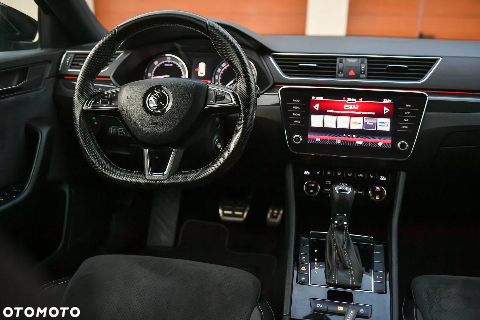 Skoda Superb 2.0 TDI 4x4 DSG Sportline - 28