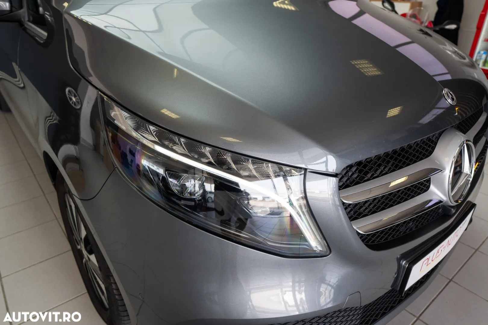 Mercedes-Benz V 250 d Combi Lung 190 CP AWD 9AT AVANTGARDE - 3
