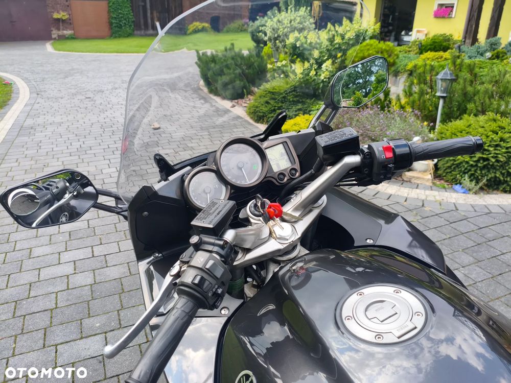 Yamaha FJR - 10