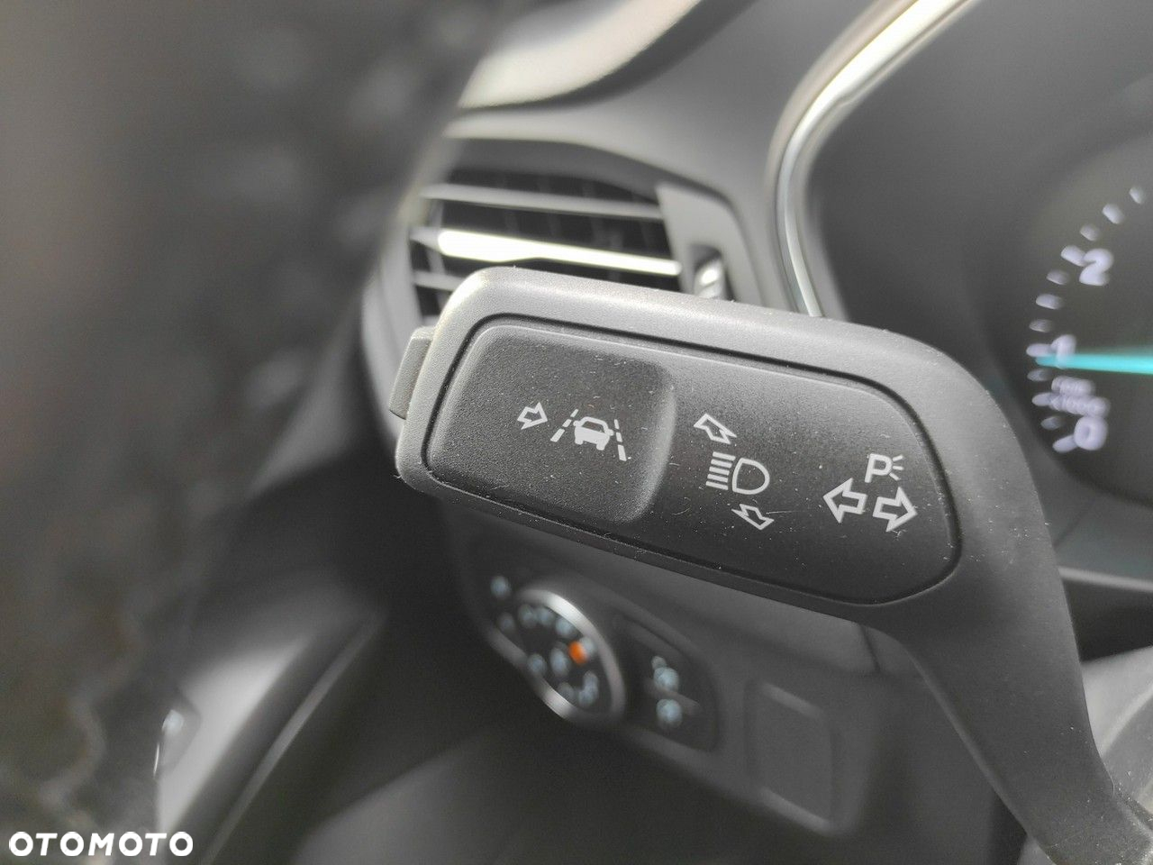 Ford Focus 1.0 EcoBoost mHEV Active - 14