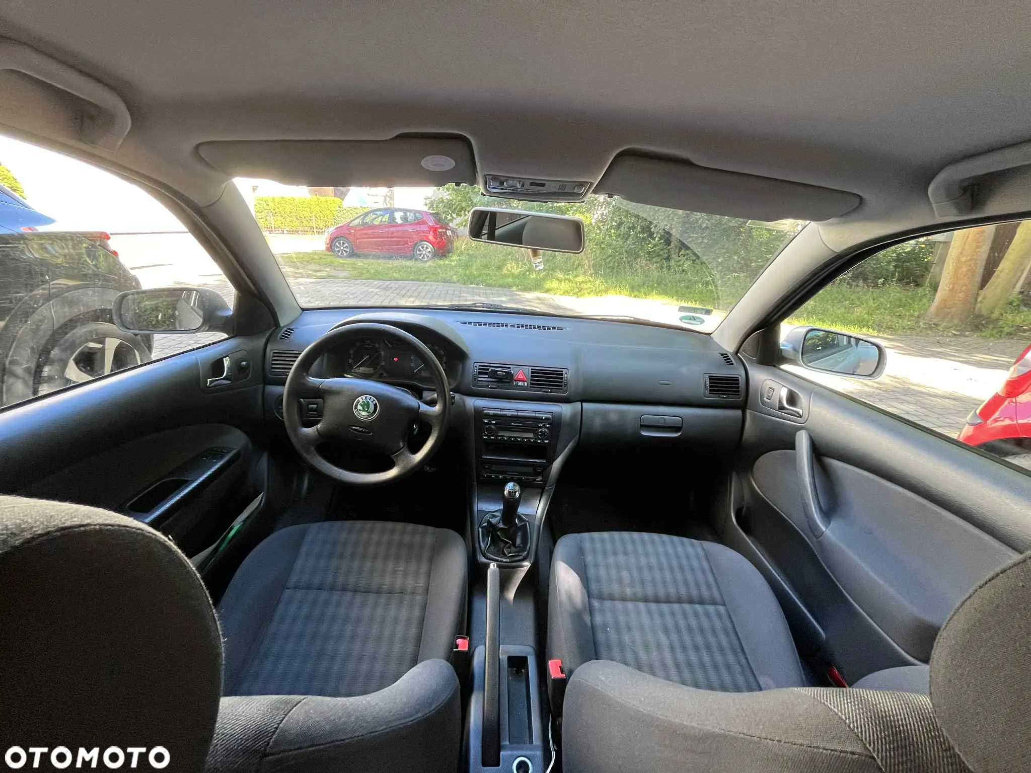Skoda Octavia 1.6 Classic - 2