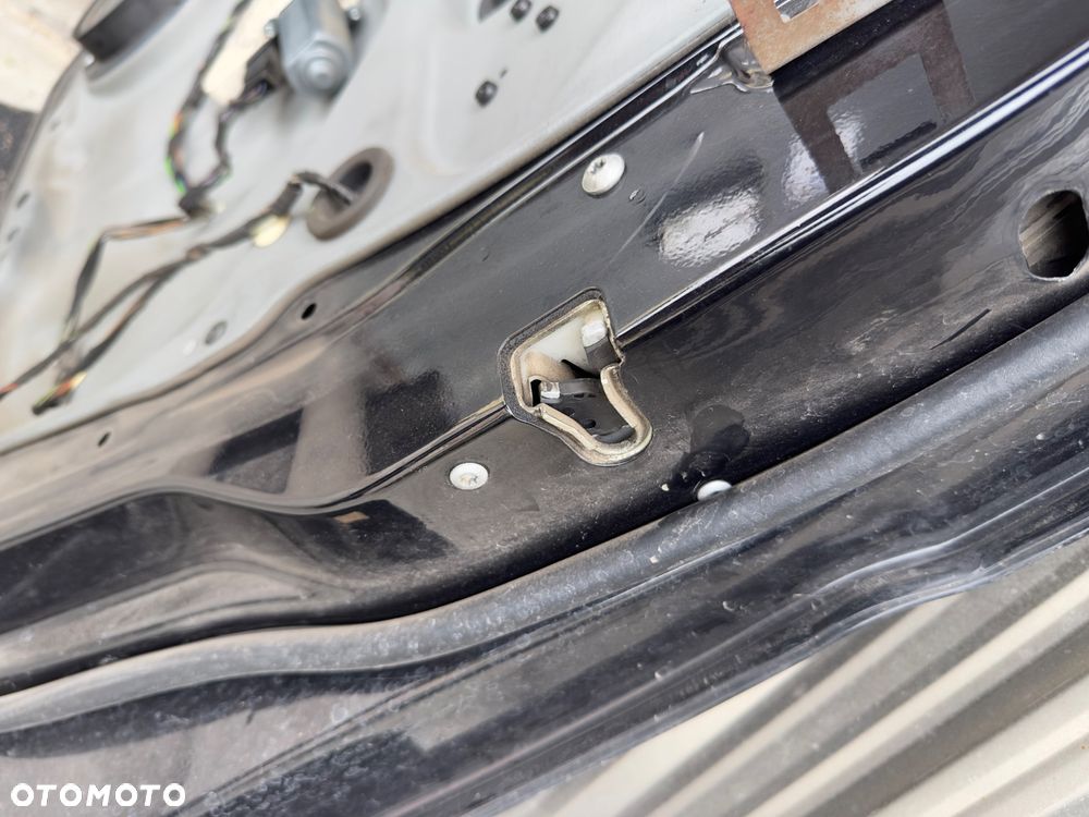 MERCEDES b 245 drzwi prawe przód c 191  czarne szyba zamek klamka chrom - 8