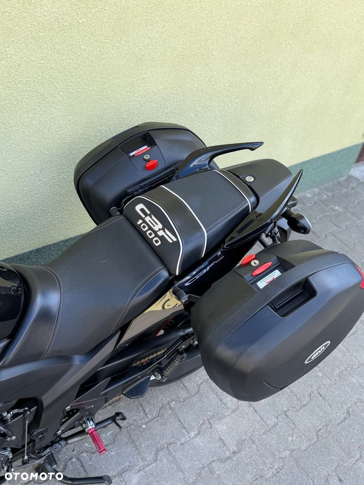 Honda CBF - 32