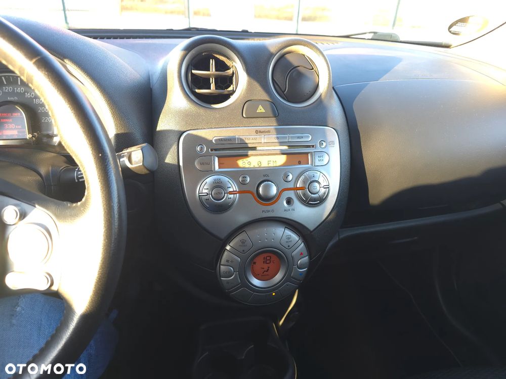 Nissan Micra 1.2 Visia AC/CD - 24