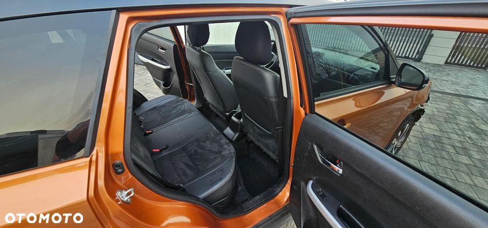 Suzuki Vitara 1.6 (4x4) Allgrip Comfort+ - 13