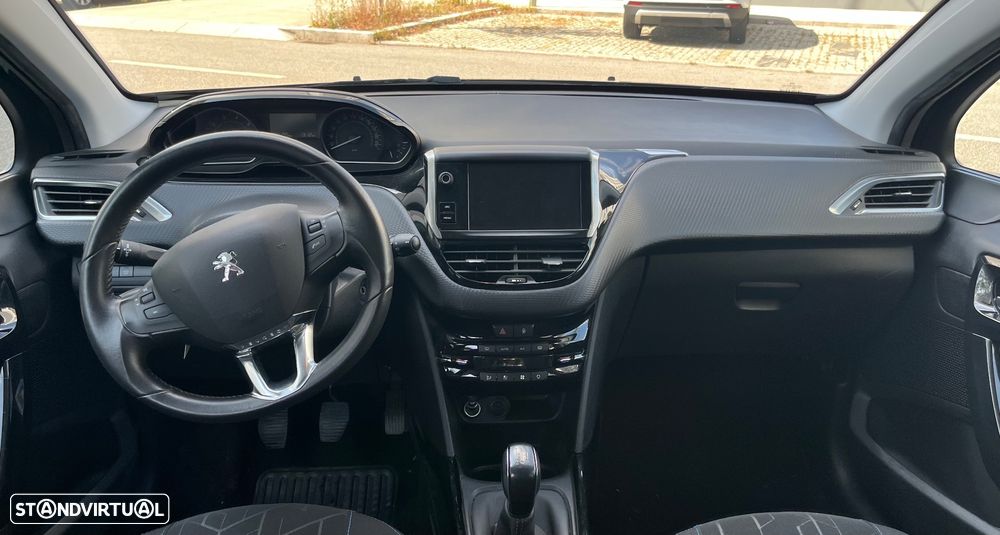 Peugeot 2008 PureTech 82 Allure - 9