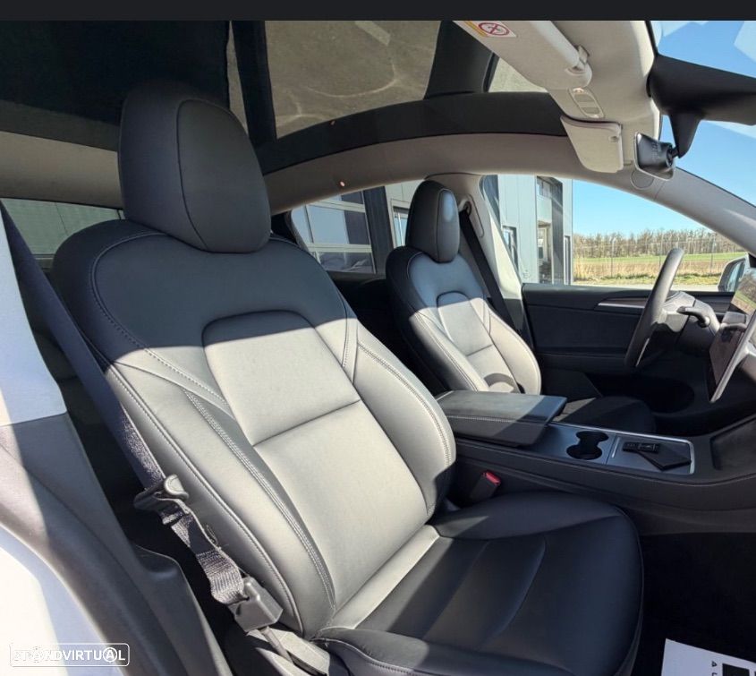Tesla Model Y Long Range Dual Motor AWD - 7