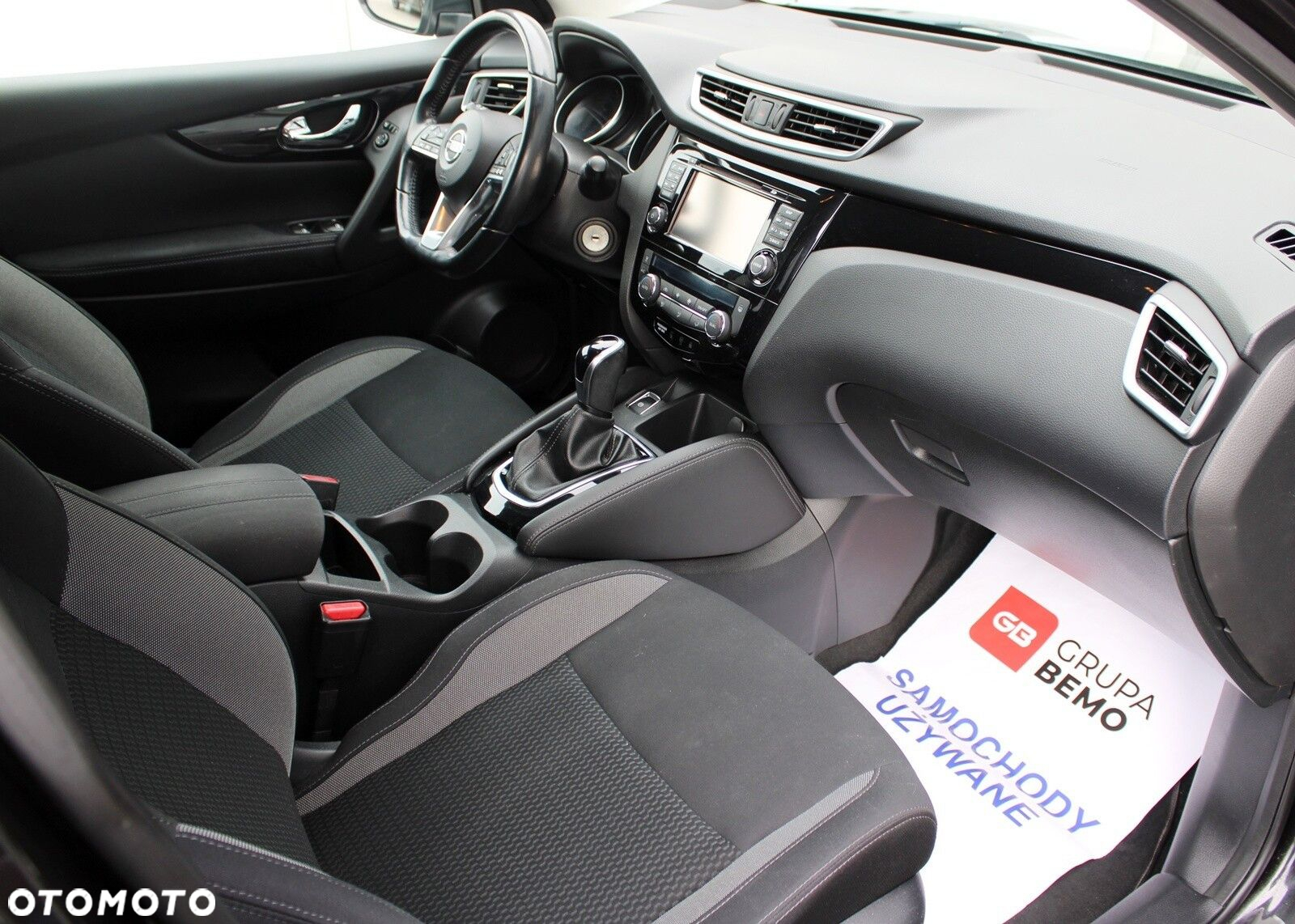 Nissan Qashqai 1.6 DCi Acenta Xtronic - 16
