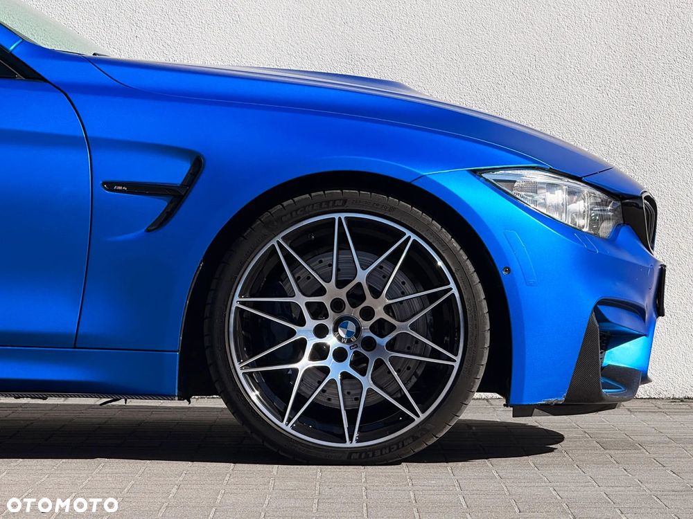 BMW M4 - 12