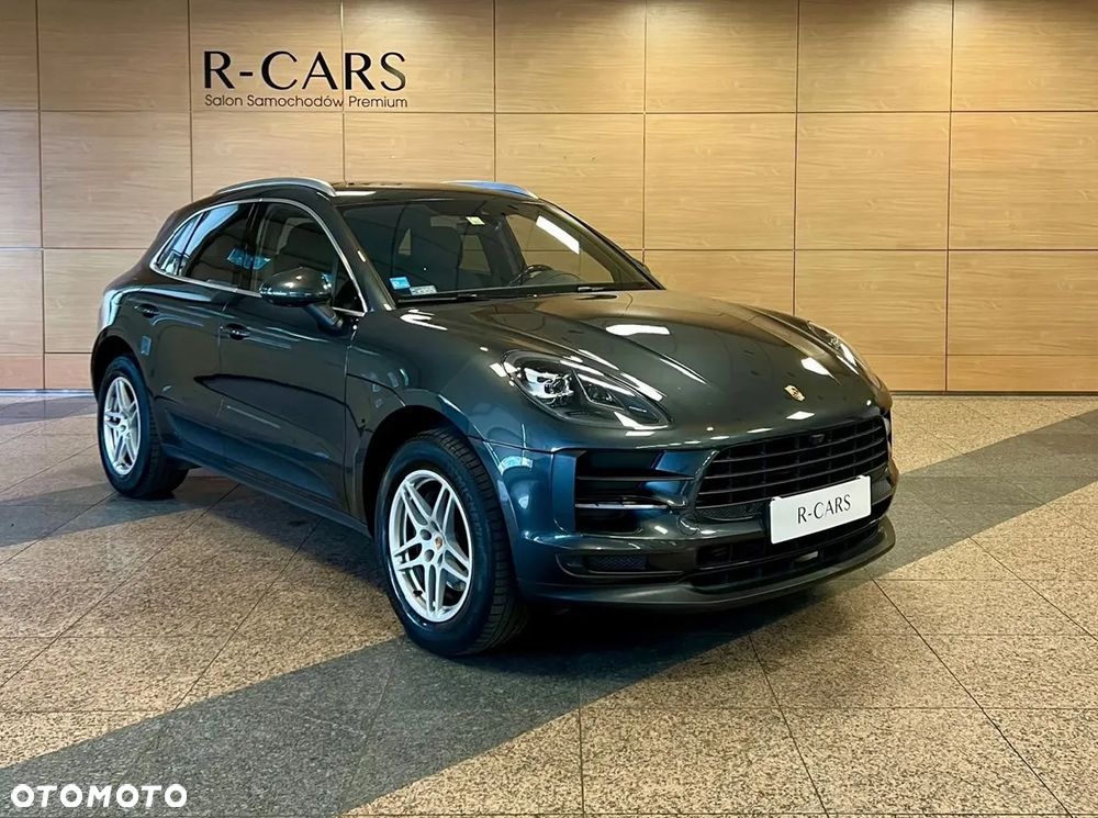Porsche Macan - 1