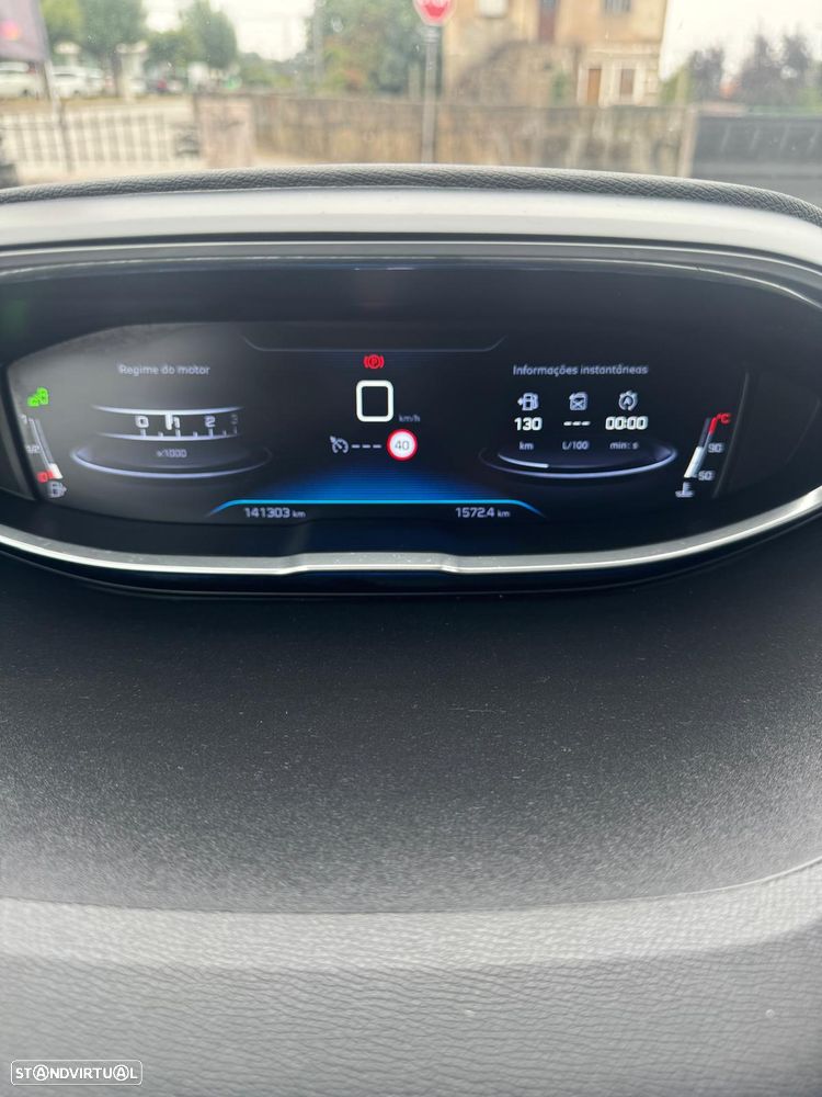 Peugeot 3008 PureTech 130 Stop & Start Allure - 24