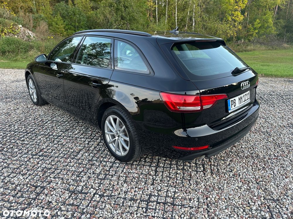 Audi A4 Avant 2.0 TDI Design S tronic - 8