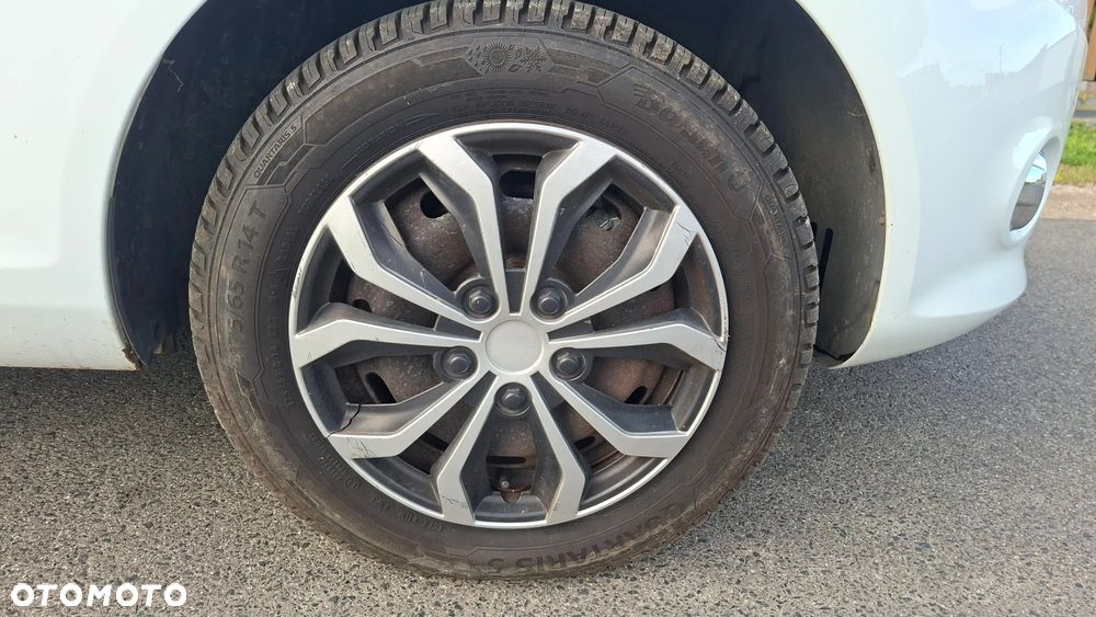 Ford Fiesta - 16