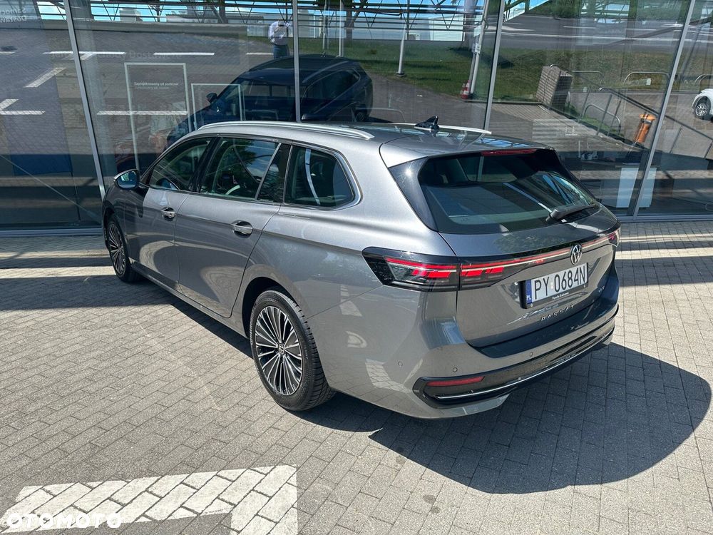 Volkswagen Passat - 6