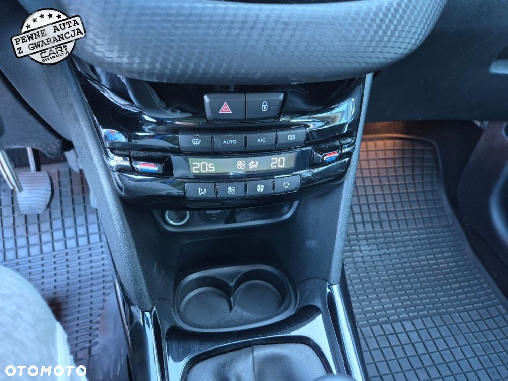 Peugeot 2008 - 25
