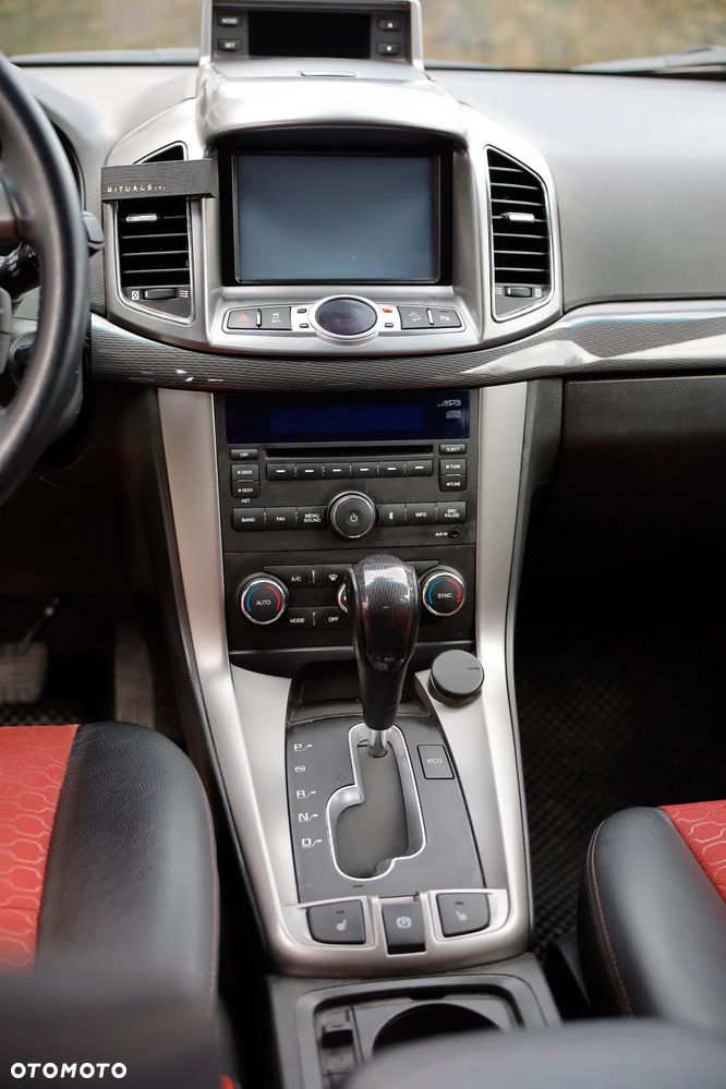 Chevrolet Captiva - 19