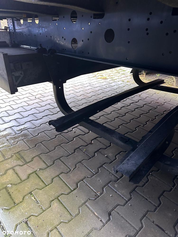 Schmitz Cargobull SCB S3T - 12