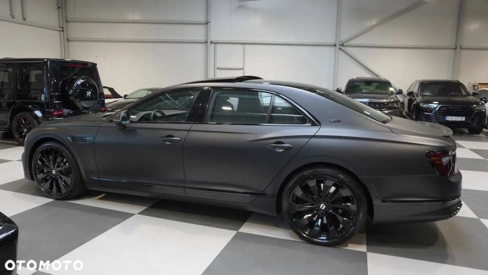 Bentley Flying Spur V8 S - 18