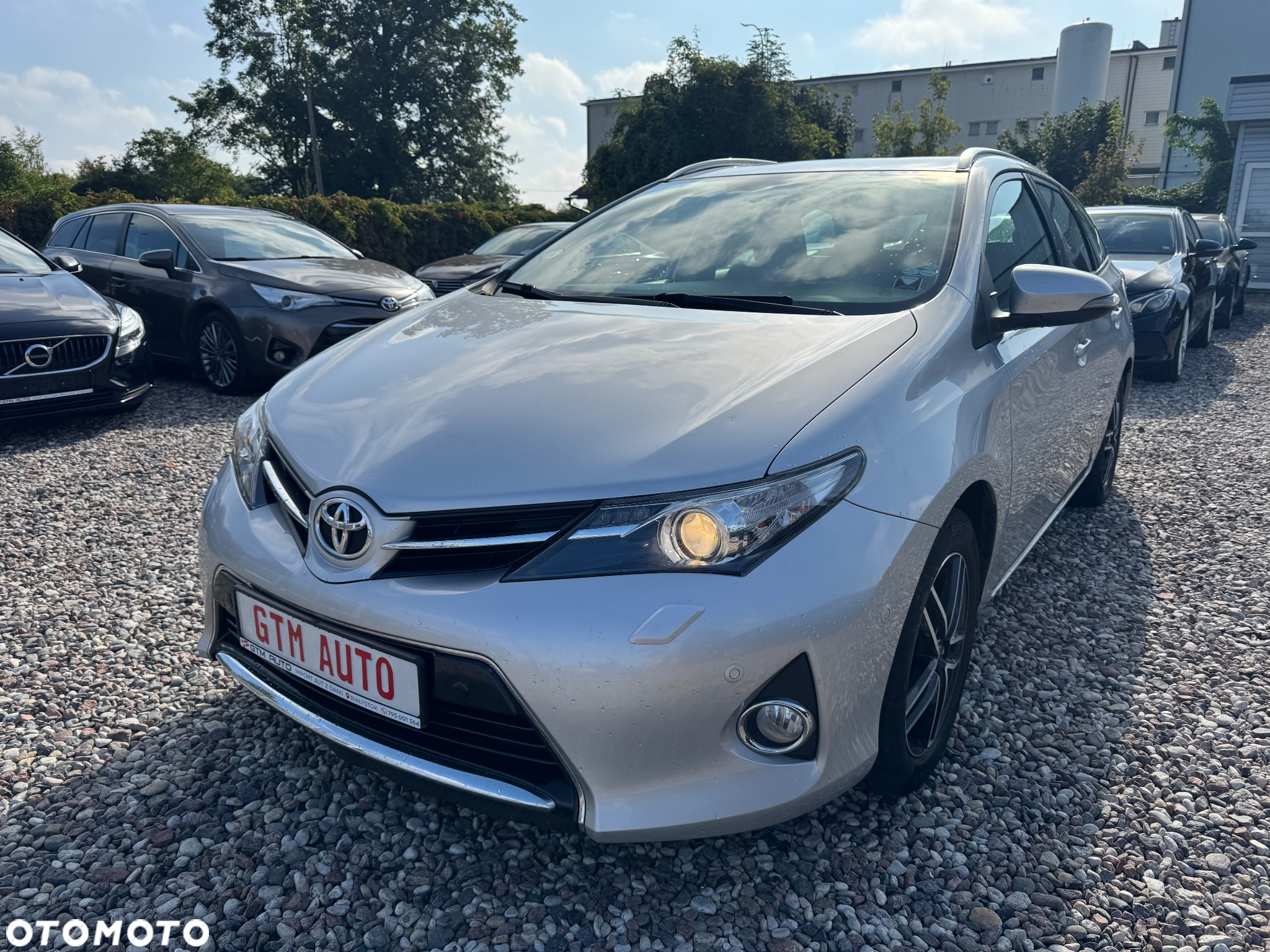 Toyota Auris 1.6 Premium - 3