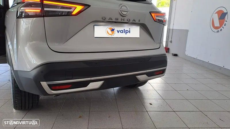 Nissan Qashqai 1.3 DIG-T N-Connecta LED - 10