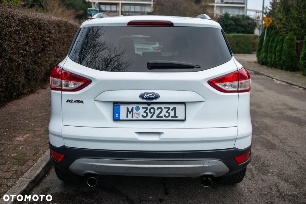 Ford Kuga 2.0 TDCi 4x4 Titanium - 6