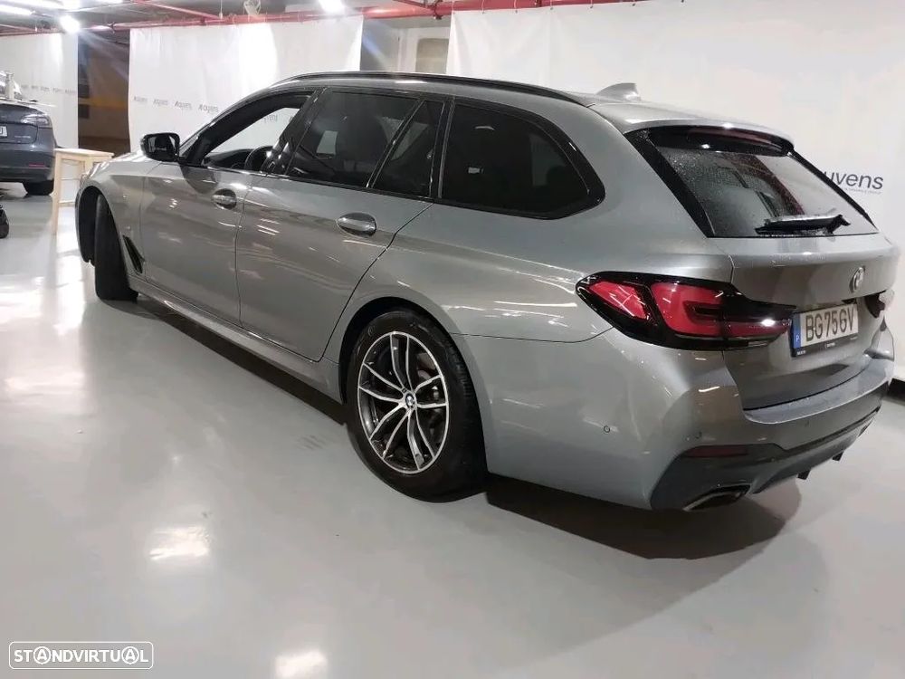 BMW 520 d Pack Desportivo M Auto - 2