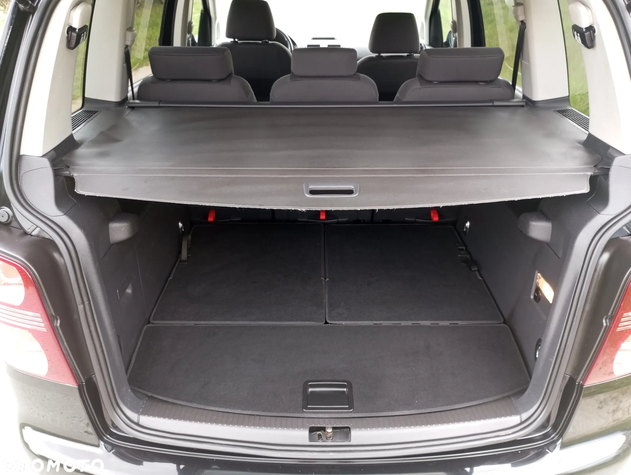 Volkswagen Touran 1.6 Trendline - 22