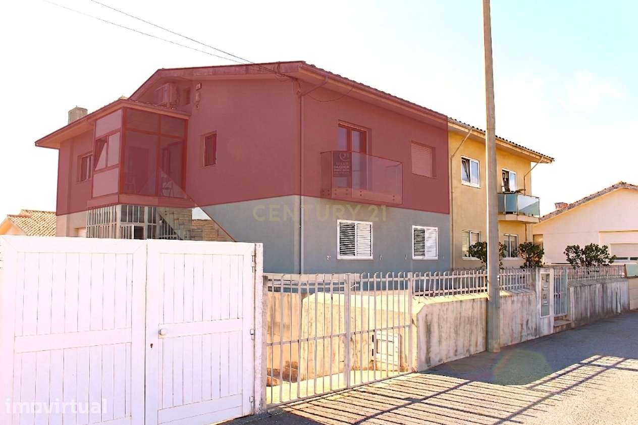 Andar Moradia Moderna em Vila Nova de Gaia - 3 Quartos, 2 Casas de Ban - Grande imagem: 3/37