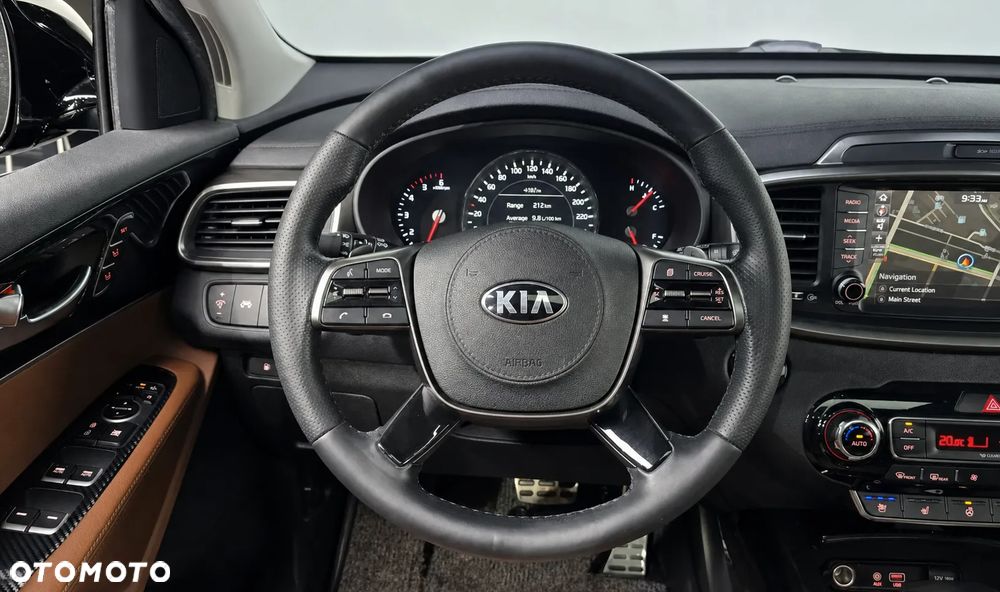 Kia Sorento - 12