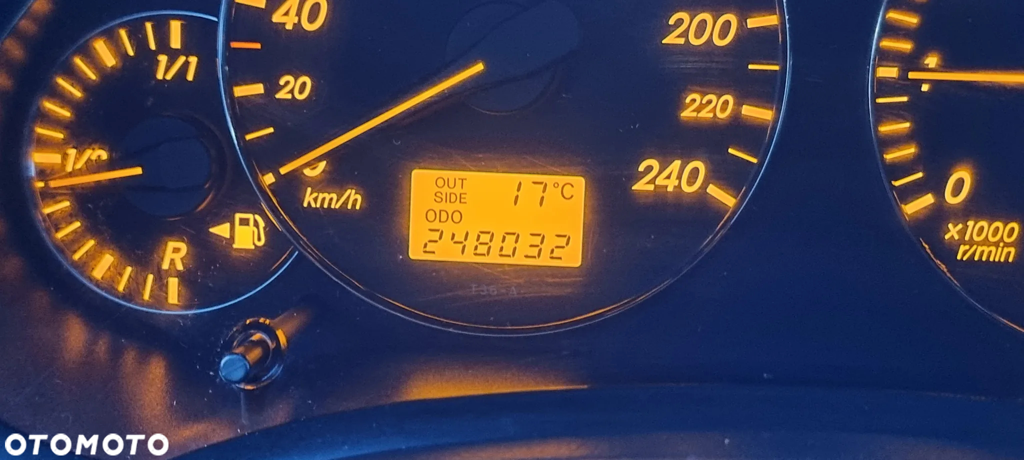 Toyota Avensis - 14