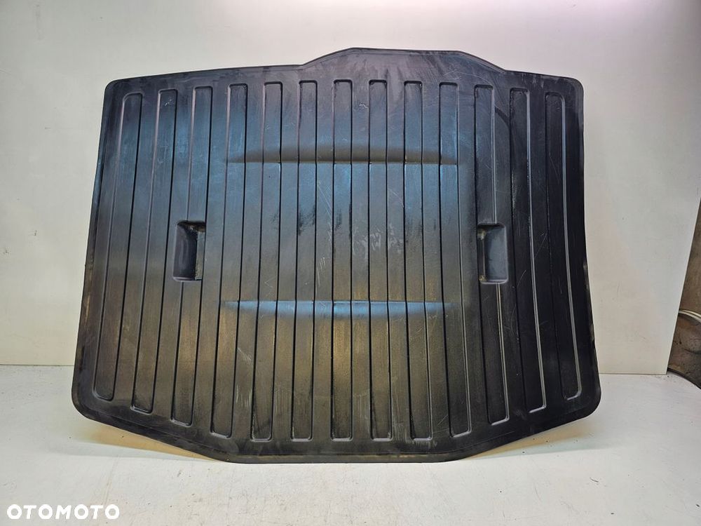 PODŁOGA BAGAŻNIKA AUDI A6 C6 AVANT KOMBI 4F9863547 - 1