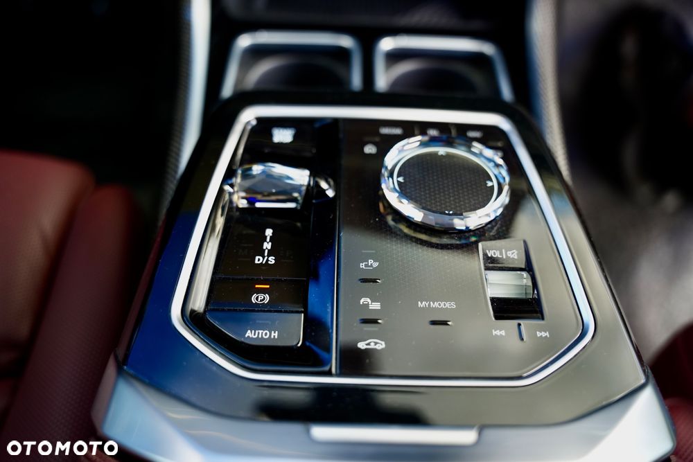 BMW Seria 7 740d xDrive mHEV Individual Edition sport - 20