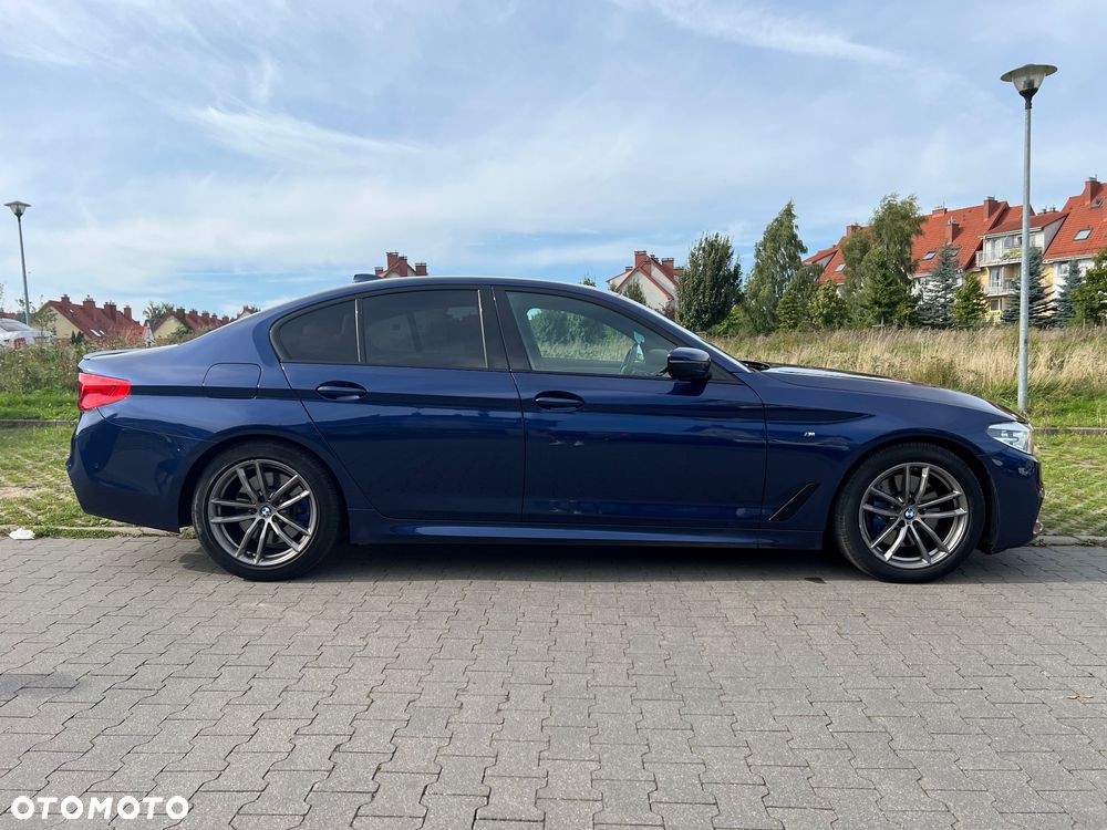BMW Seria 5 530i xDrive - 16
