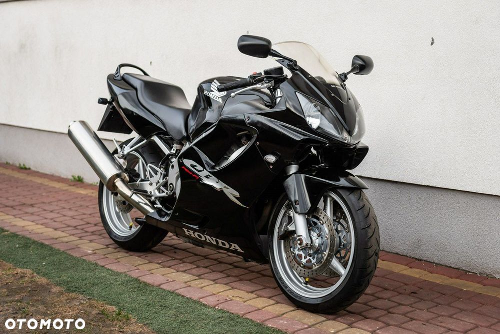 Honda CBR - 2