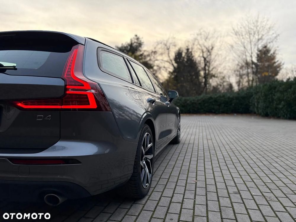 Volvo V60 D4 Geartronic Momentum Pro - 7