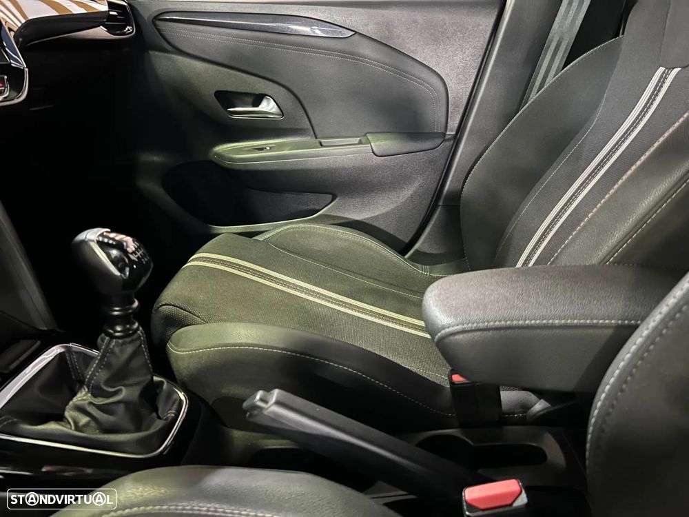 Opel Corsa 1.2 T GS - 12