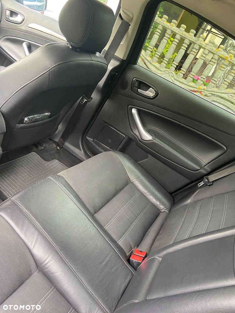 Ford Mondeo 2.0 TDCi Titanium - 15