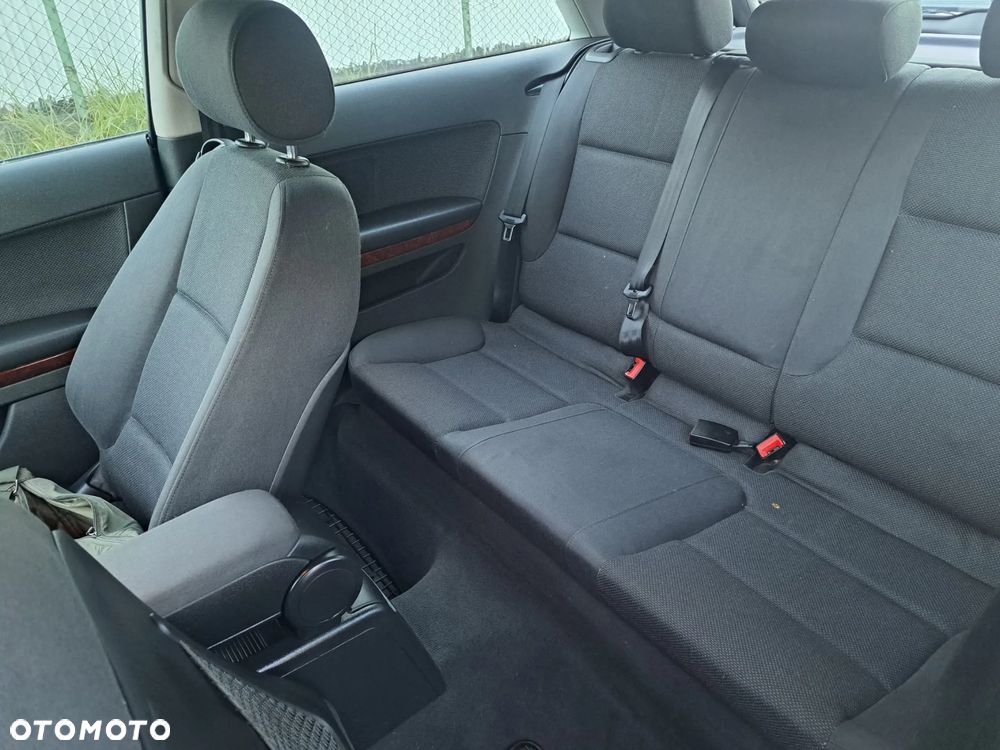 Audi A3 1.6 Ambiente - 8