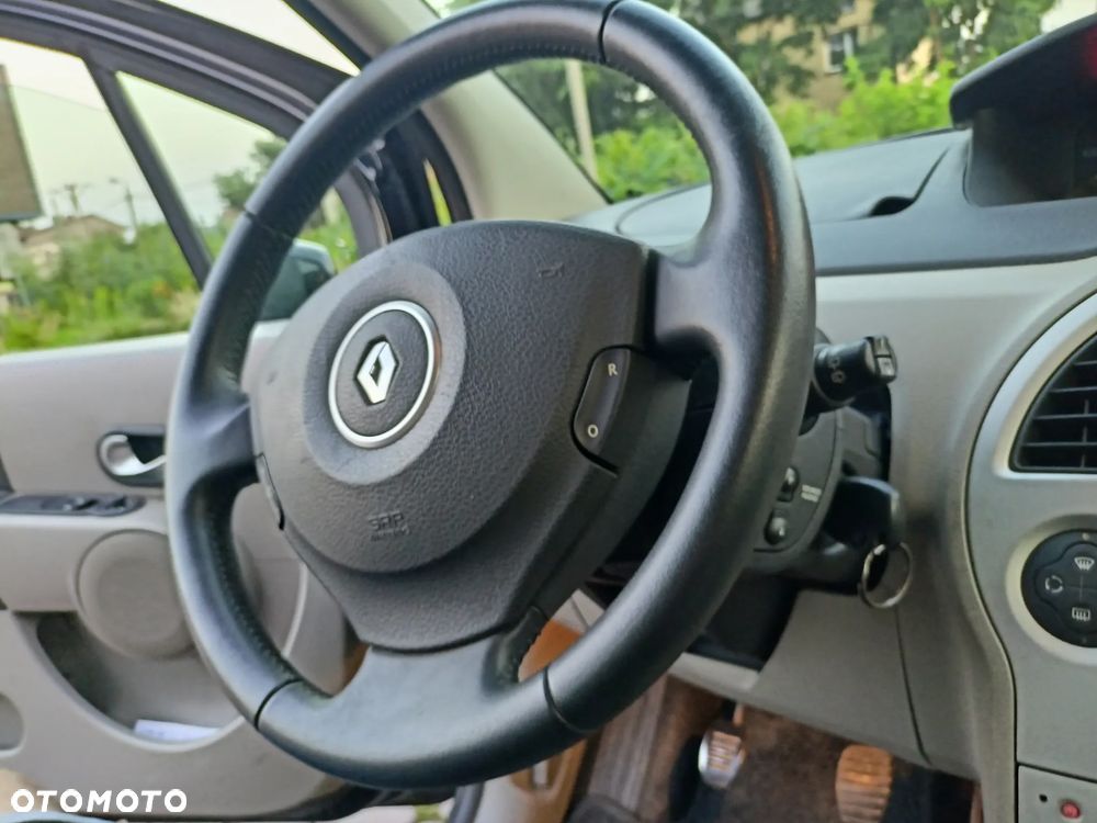 Renault Modus 1.6 Luxe Dynamique - 18
