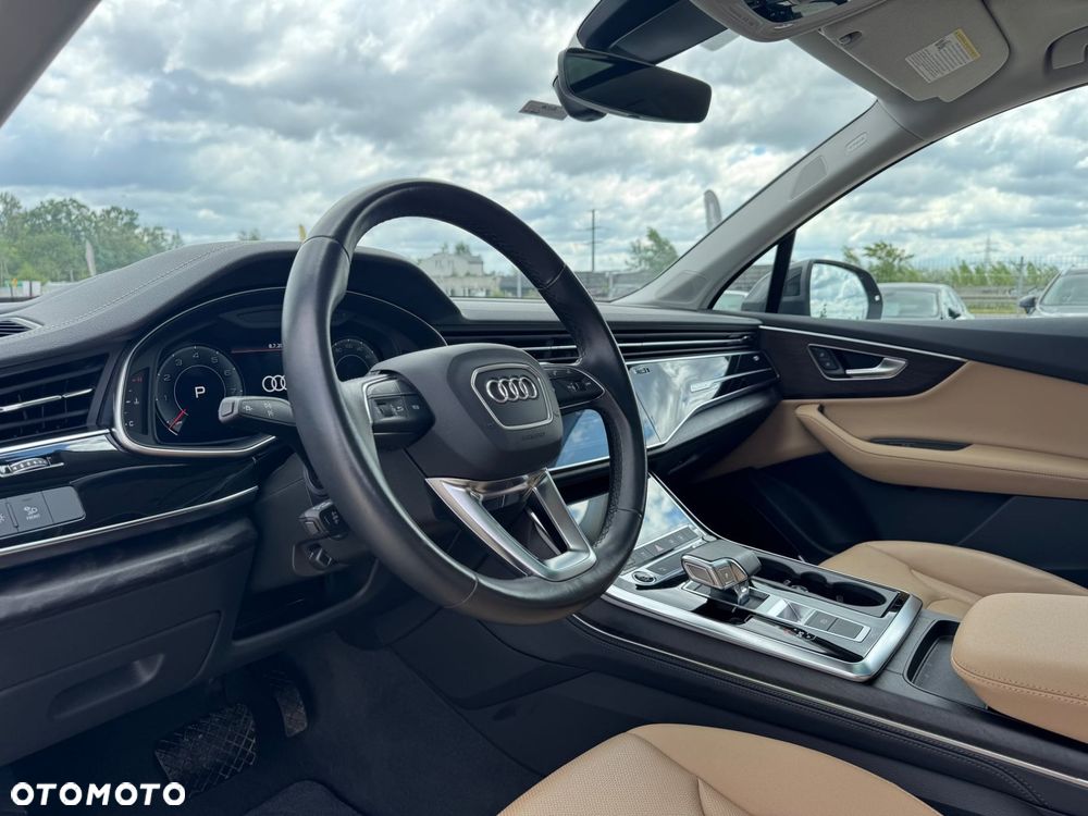 Audi Q7 - 11